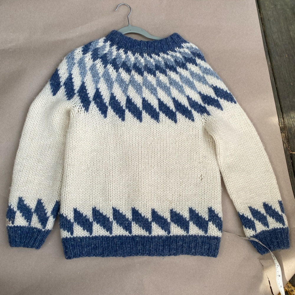 100% wool icelandic Psychedelic lopapeysa